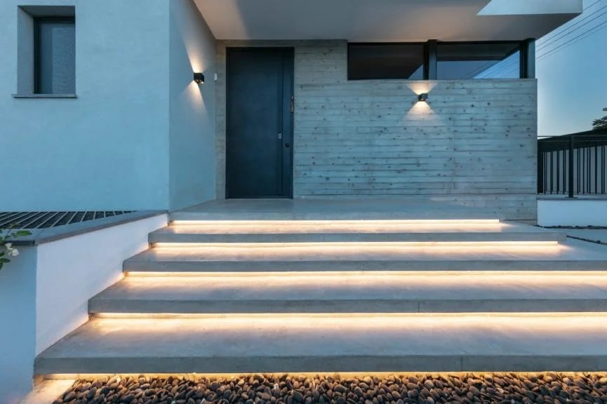 Staircase Light Design villa