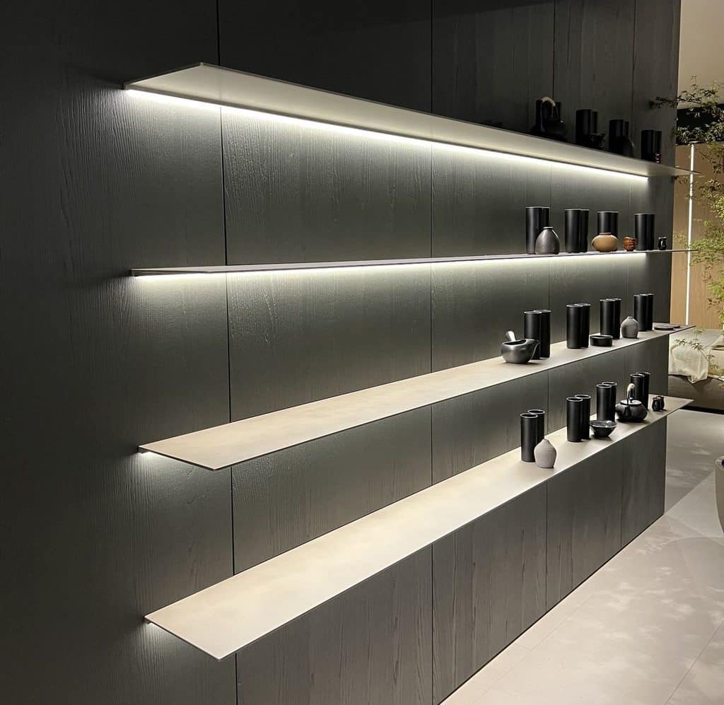 LED Retail Shelf Lighting for Products, Racks, And Gondolas in UAE 
