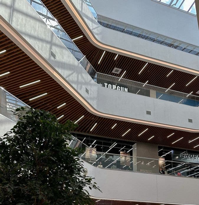 LED Retail Lighting Fixtures in Dubai and Abu Dhabi for stores and malls 