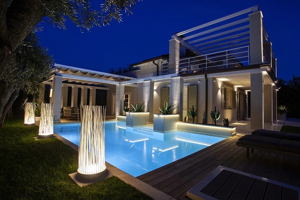 Facade Villa lighting project in UAE